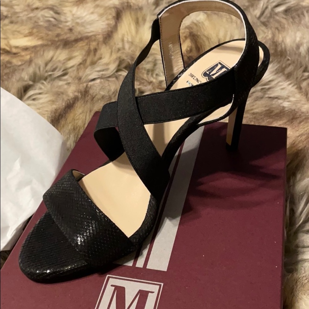 Brand new Bruno Magli heels